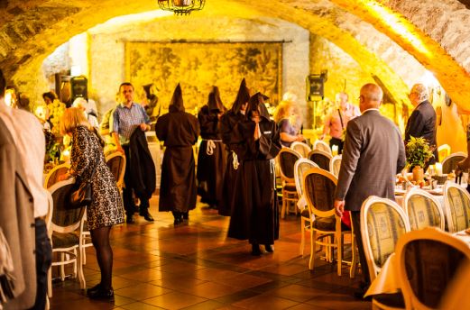 WUNDERLAND die Eventagentur - DAS Fuldaer Mnchs-Dinner